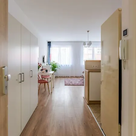 Central Westend Apartamento