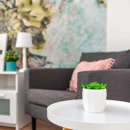 Central Westend Apartamento